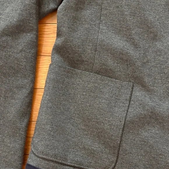 GAP Gray Blazer with Navy Trim - Picture 5 of 10